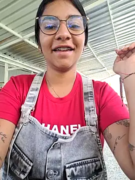 Sofythom1 online show from March 29, 3:23 pm