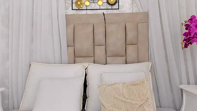 MarianaSanz online show from February 17, 1:07 pm