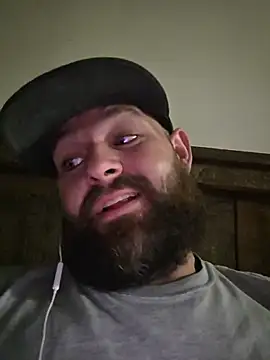 localwhtboyy online show from July 18, 12:48 am