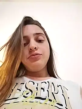 Snapshot of KateDer7 chatting on March 1, 10:45 am KateDer7 online show from March 1, 10:45 am