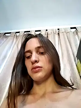 Snapshot of KateDer7 chatting on March 8, 11:07 pm KateDer7 online show from March 8, 11:07 pm