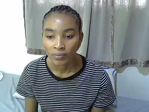 cute-alexis online show from February 20, 7:45 am