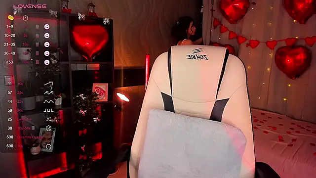 sensualily online show from February 13, 3:52 pm