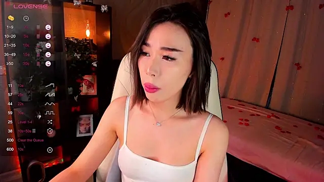 sensualily online show from February 27, 3:34 pm