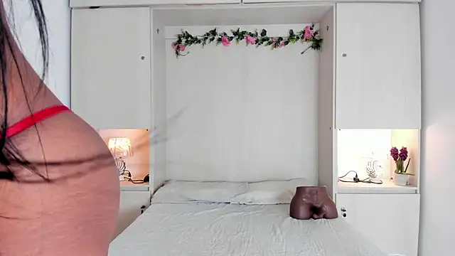 Snapshot of KendallRosse1 chatting on February 17, 11:50 am KendallRosse1 online show from February 17, 11:50 am