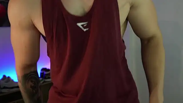 Snapshot of Hazzan_Velez chatting on September 30, 12:37 am Hazzan Velez online show from September 30, 12:37 am