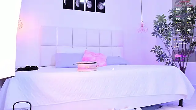 Snapshot of Danna_adams01 chatting on January 20, 10:48 pm Danna adams01 online show from January 20, 10:48 pm