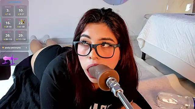 Snapshot of Danna_adams01 chatting on February 25, 4:14 am Danna adams01 online show from February 25, 4:14 am