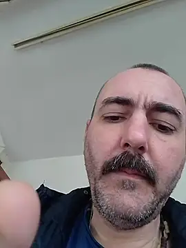 Snapshot of Maryo0001 chatting on May 2, 5:56 am Maryo0001 online show from May 2, 5:56 am