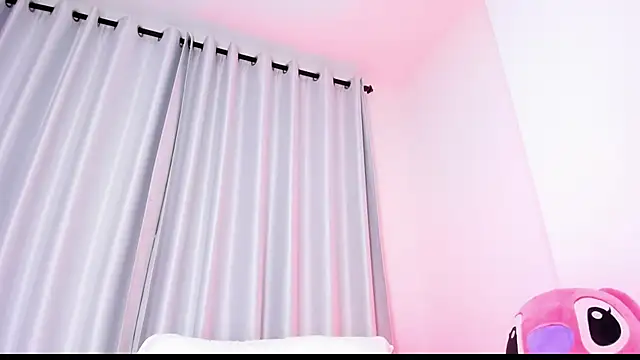 Snapshot of abbyfoxx_ chatting on December 14, 9:56 pm abbyfoxx online show from December 14, 9:56 pm