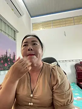 NDith online show from March 22, 9:02 am