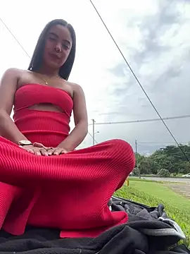 NAUGHTY LITTLE 18 online show from January 31, 8:40 pm