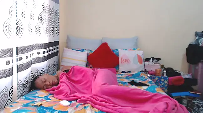 Kylie Hairy Bbc online show from January 30, 8:01 am