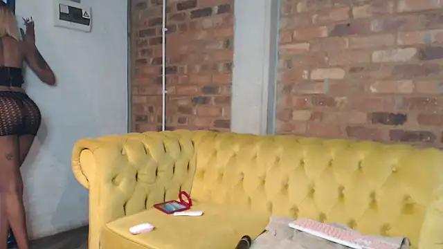 Kylie Hairy Bbc online show from September 18, 2:52 pm