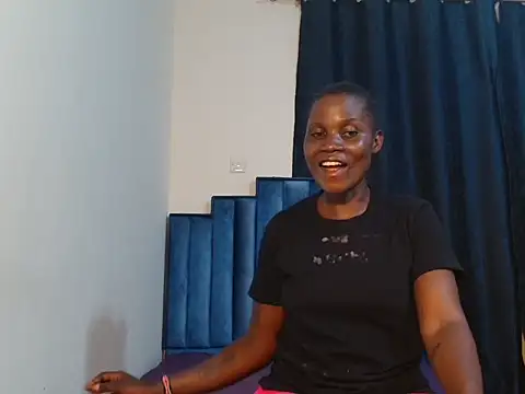 Snapshot of Pendo_ chatting on December 13, 4:38 pm Pendo online show from December 13, 4:38 pm