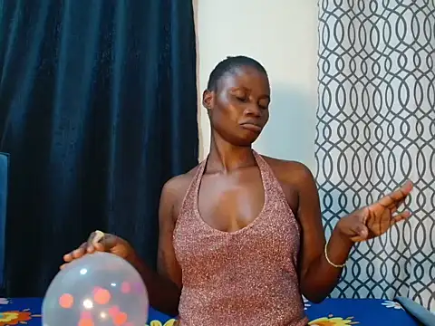 Snapshot of Pendo_ chatting on March 10, 6:45 pm Pendo online show from March 10, 6:45 pm