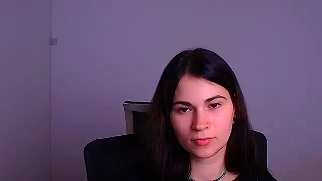 Snapshot of Loon_Amore chatting on December 7, 11:01 pm Loon Amore online show from December 7, 11:01 pm