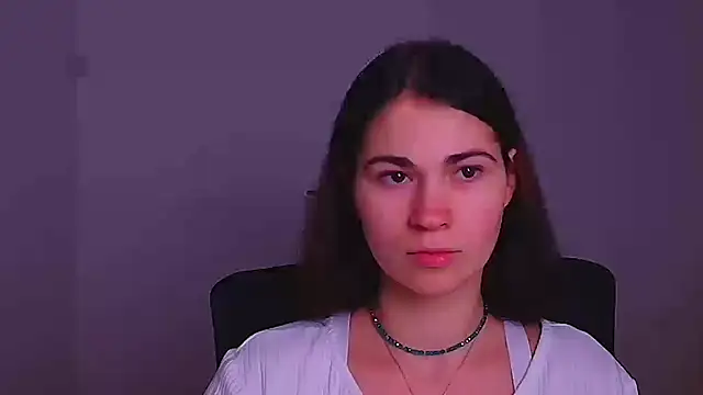 Snapshot of Loon_Amore chatting on December 8, 7:32 pm Loon Amore online show from December 8, 7:32 pm