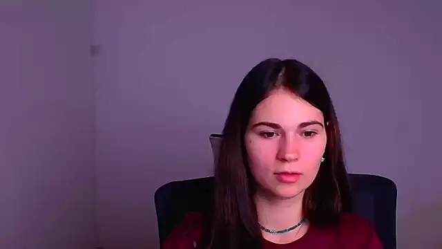 Snapshot of Loon_Amore chatting on December 18, 7:19 pm Loon Amore online show from December 18, 7:19 pm