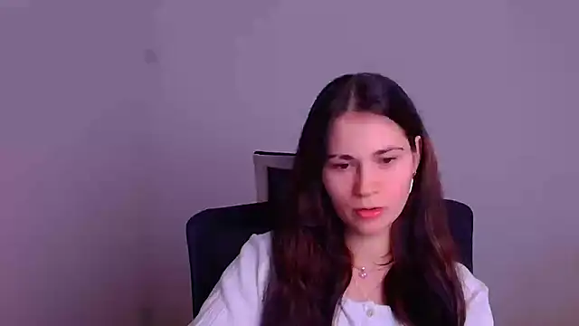 Snapshot of Loon_Amore chatting on January 11, 7:38 pm Loon Amore online show from January 11, 7:38 pm