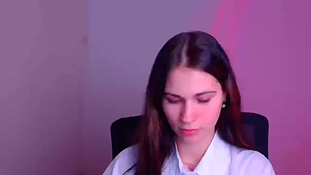 Snapshot of Loon_Amore chatting on January 22, 10:37 pm Loon Amore online show from January 22, 10:37 pm