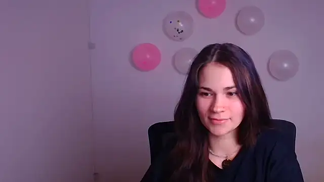 Snapshot of Loon_Amore chatting on February 18, 8:03 pm Loon Amore online show from February 18, 8:03 pm