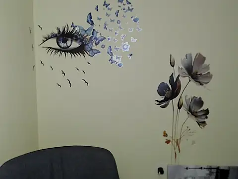 StrangerGi online show from December 12, 2:22 pm