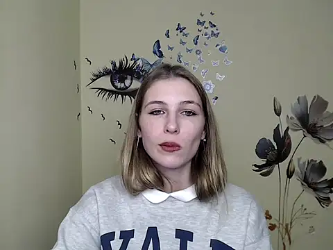 StrangerGi online show from December 14, 4:23 am