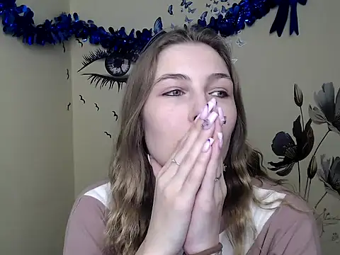 StrangerGi online show from January 19, 1:01 pm