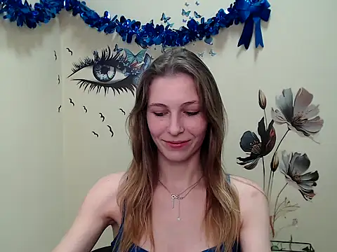 StrangerGi online show from February 26, 10:15 am