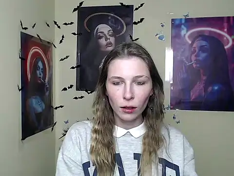 StrangerGi online show from March 18, 4:26 pm