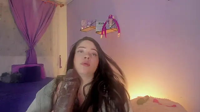 dennisbonnet  online show from September 18, 5:53 am