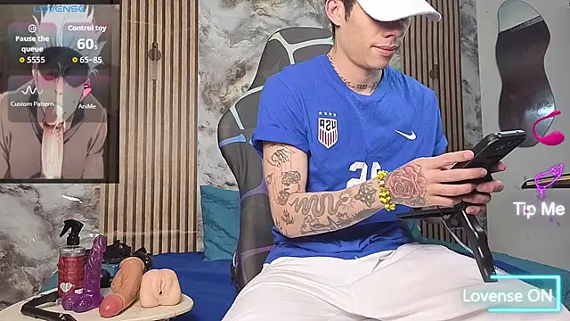 Snapshot of thiagomurphyy chatting on July 2, 3:34 am thiagomurphyy online show from July 2, 3:34 am