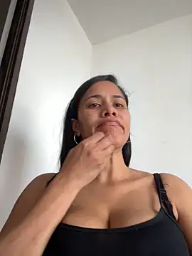 Snapshot of ambarsmith02 chatting on November 2, 5:15 pm ambarsmith02 online show from November 2, 5:15 pm