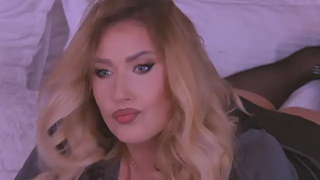 OndinaNoir online show from January 6, 7:35 pm