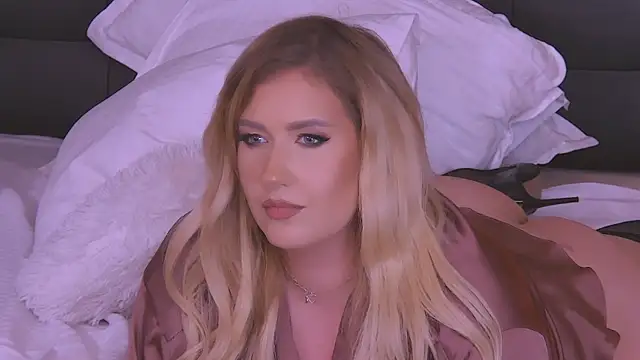 OndinaNoir online show from January 15, 11:51 pm