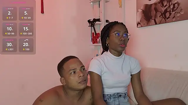 Snapshot of _exoticcouple69_ chatting on November 1, 12:29 pm exoticcouple69 online show from November 1, 12:29 pm