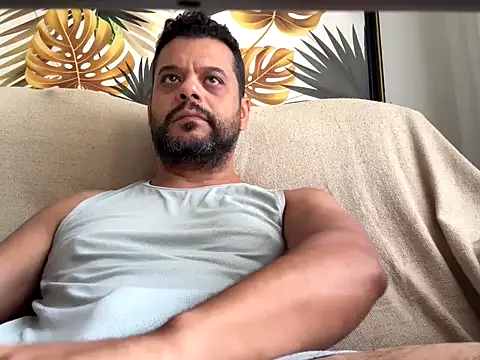 HornyBeachBoyBR online show from April 23, 2:30 pm