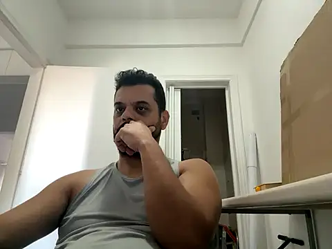 HornyBeachBoyBR online show from April 24, 1:13 pm