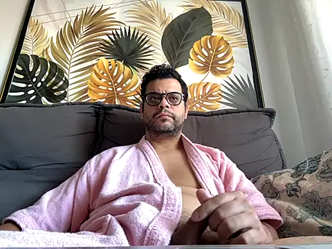 HornyBeachBoyBR online show from June 3, 1:14 pm