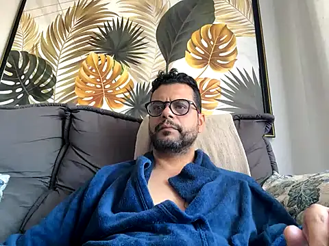 HornyBeachBoyBR online show from June 17, 2:07 pm