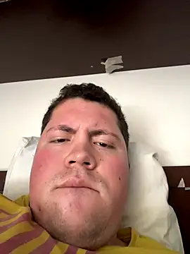 Snapshot of extremeprofesor chatting on October 16, 12:17 pm extremeprofesor online show from October 16, 12:17 pm