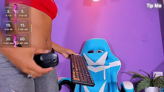 Snapshot of SunnyPage chatting on February 18, 11:55 am SunnyPage online show from February 18, 11:55 am