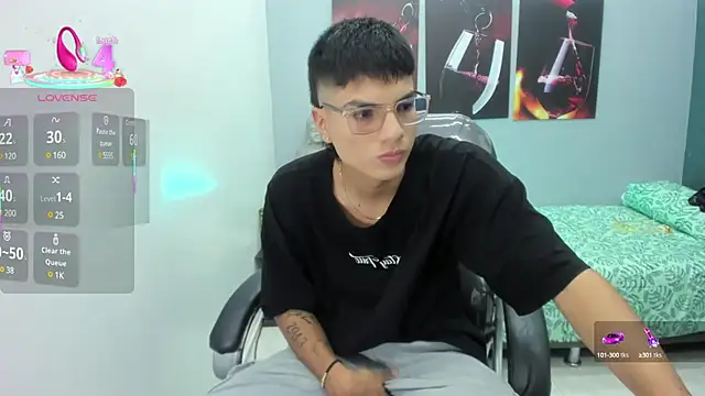 Snapshot of Noha_scott chatting on March 7, 11:27 pm Noha scott online show from March 7, 11:27 pm