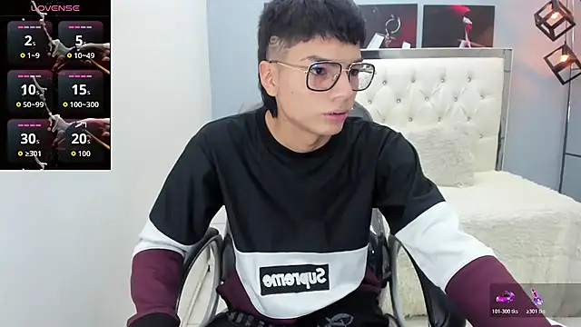 Snapshot of Noha_scott chatting on November 27, 10:56 pm Noha scott online show from November 27, 10:56 pm