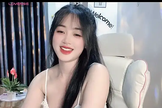  Aimy  online show from February 28, 7:03 pm