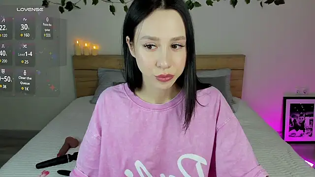 Snapshot of Amelia_Martinz chatting on December 21, 3:20 pm Amelia Martinz online show from December 21, 3:20 pm