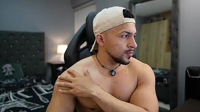 Martin Logan online show from March 29, 12:10 am