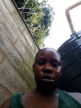 Snapshot of Xtra_bootie chatting on September 19, 5:20 am Xtra bootie online show from September 19, 5:20 am