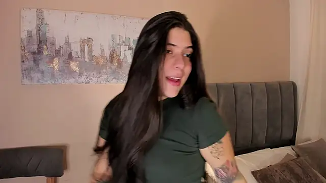 dakotaa   online show from November 1, 8:22 pm